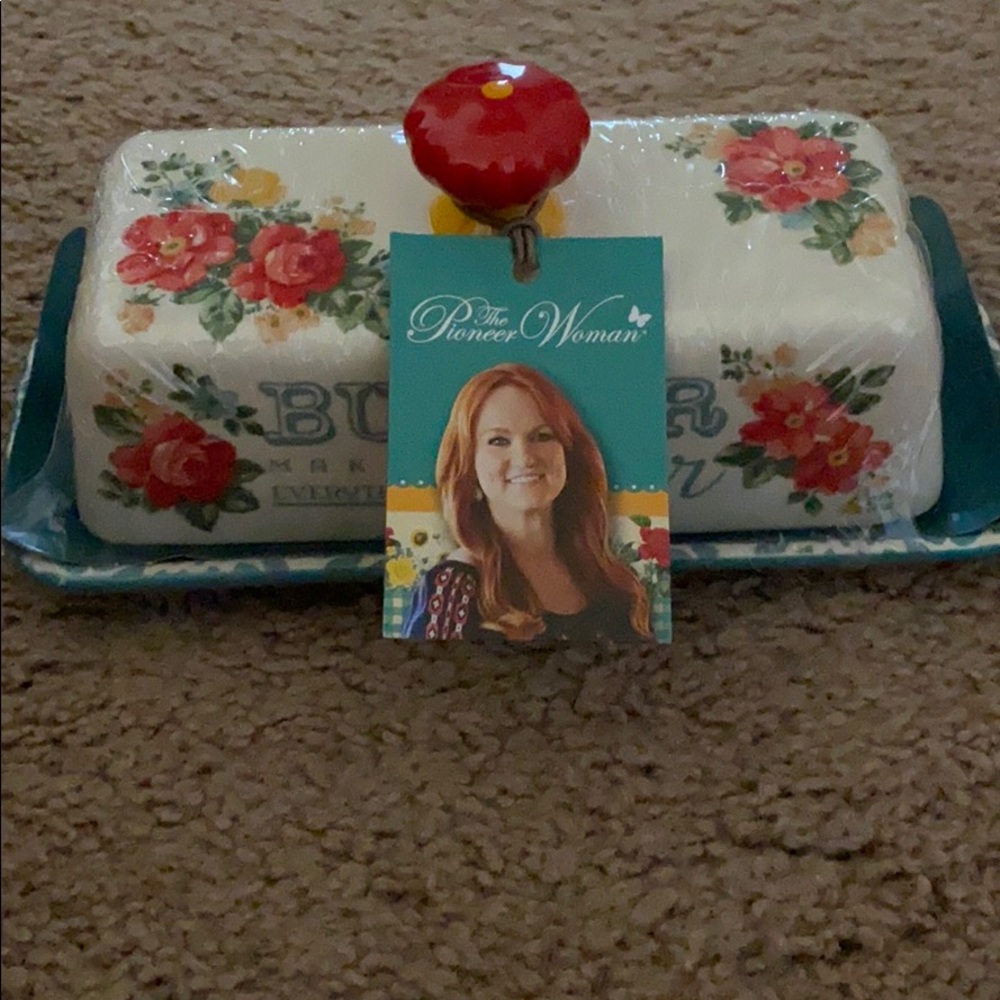 The Pioneer Woman Butter Dish